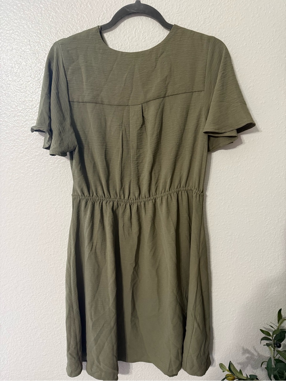 Olive Wrap-Style‎ Short Sleeve Dress - Picture 2 of 2